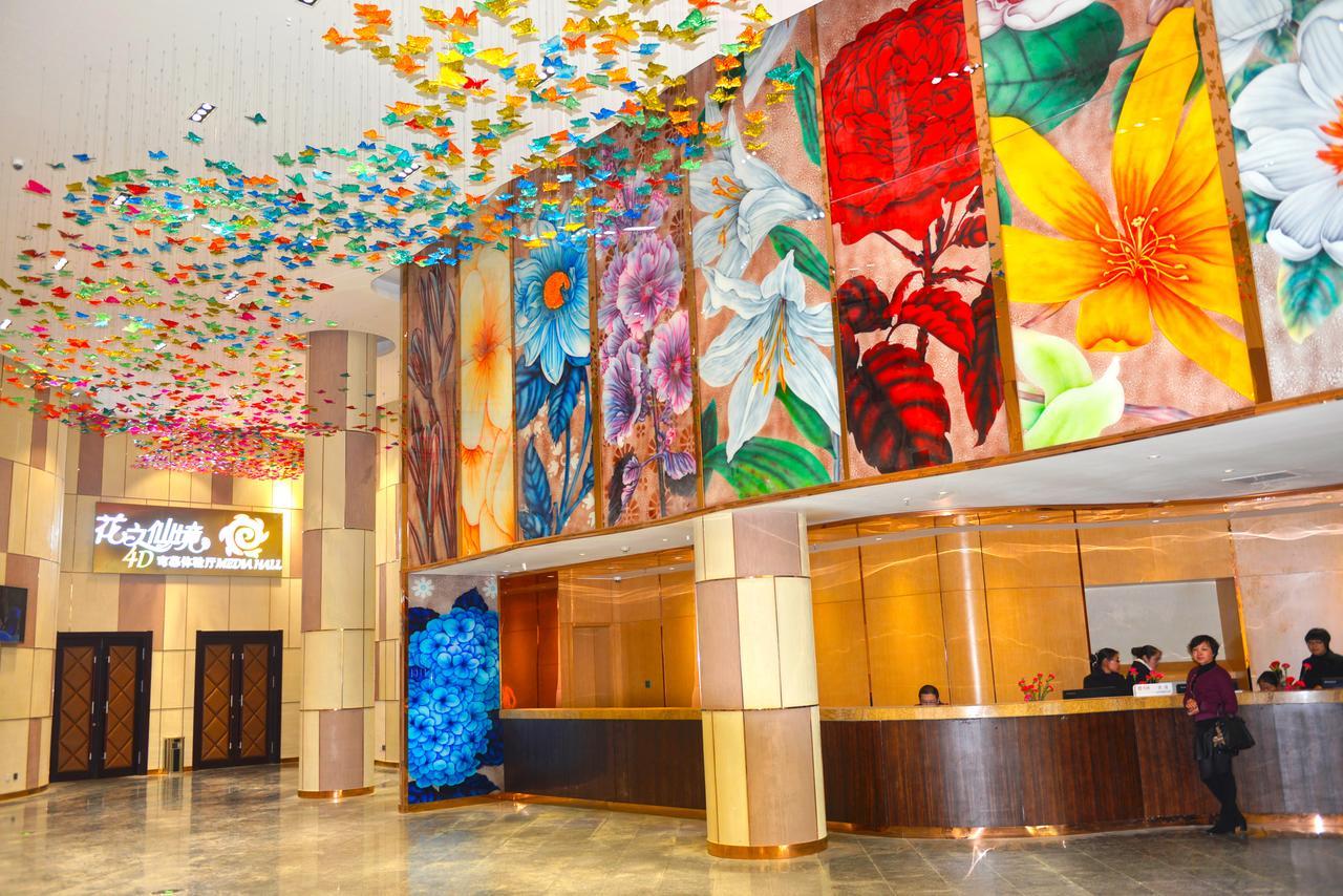 Howard Johnson Flower City Hotel Côn Minh Ngoại thất bức ảnh