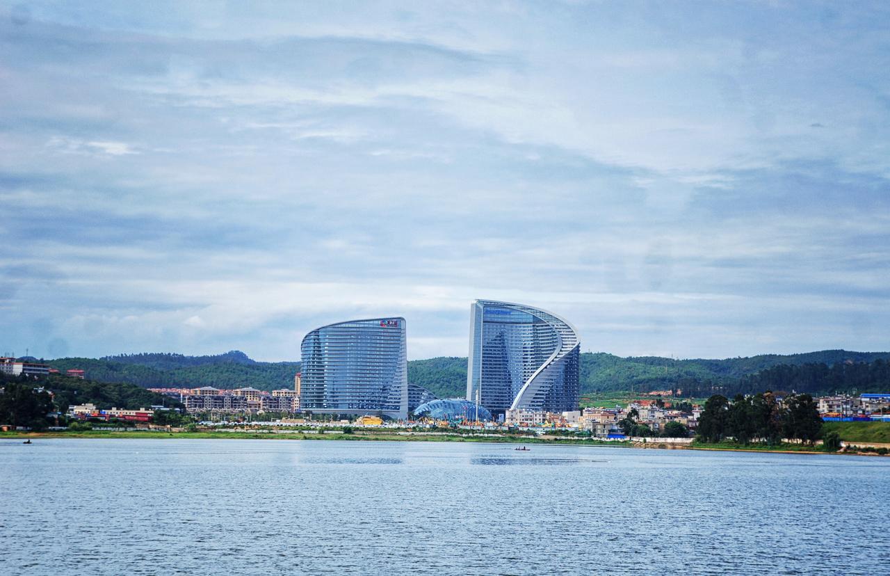 Howard Johnson Flower City Hotel Côn Minh Ngoại thất bức ảnh