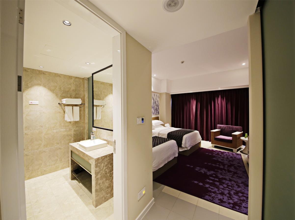 Howard Johnson Flower City Hotel Côn Minh Ngoại thất bức ảnh