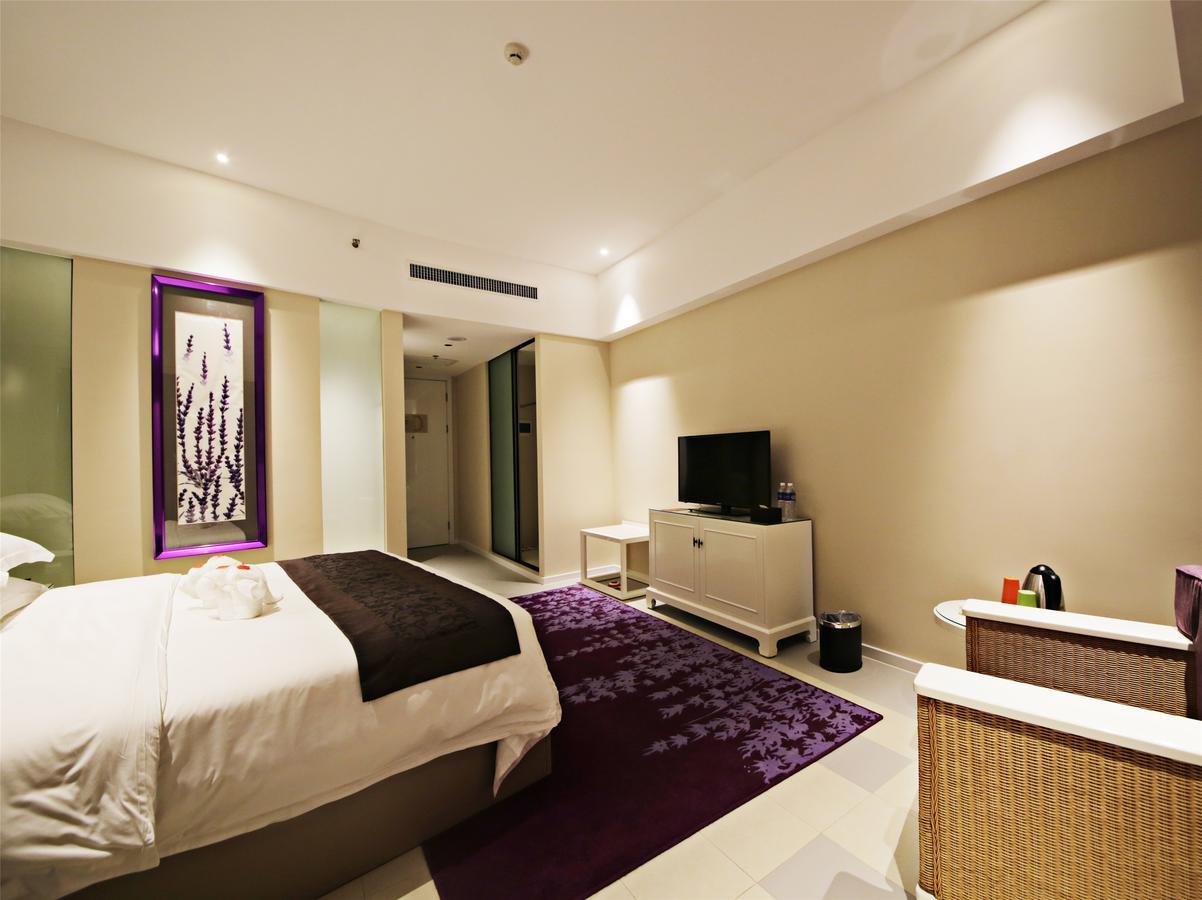 Howard Johnson Flower City Hotel Côn Minh Ngoại thất bức ảnh